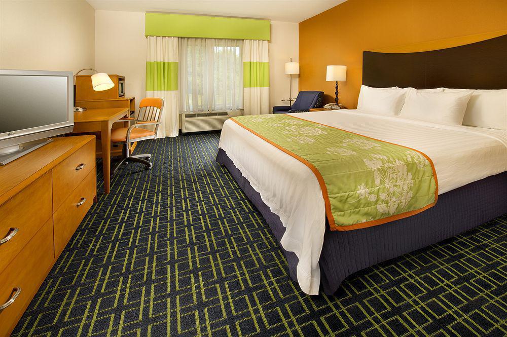 Fairfield Inn And Suites Cleveland Pokoj fotografie