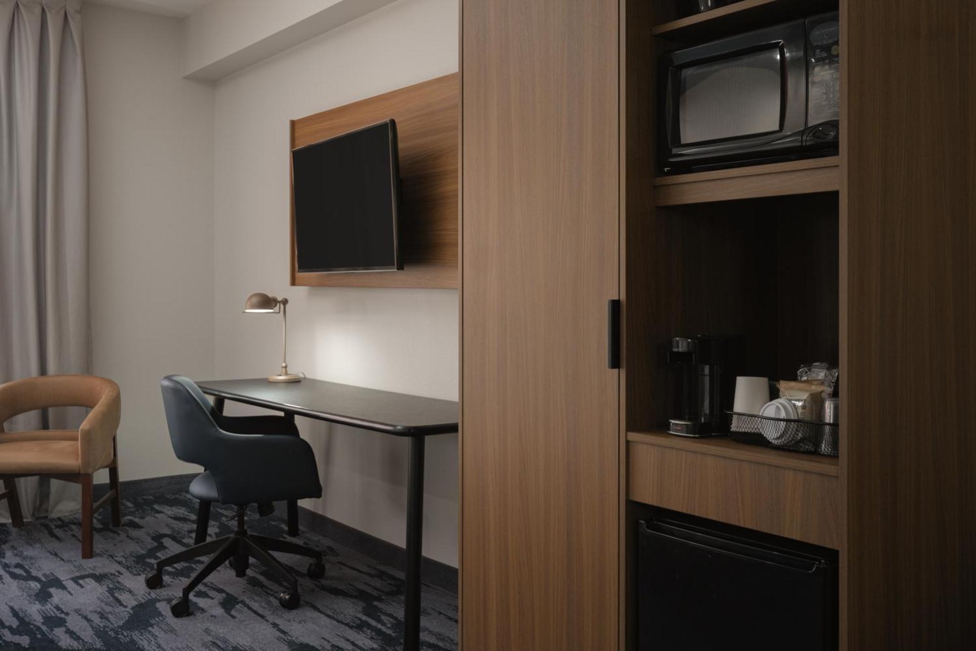 Fairfield Inn And Suites Cleveland Exteriér fotografie