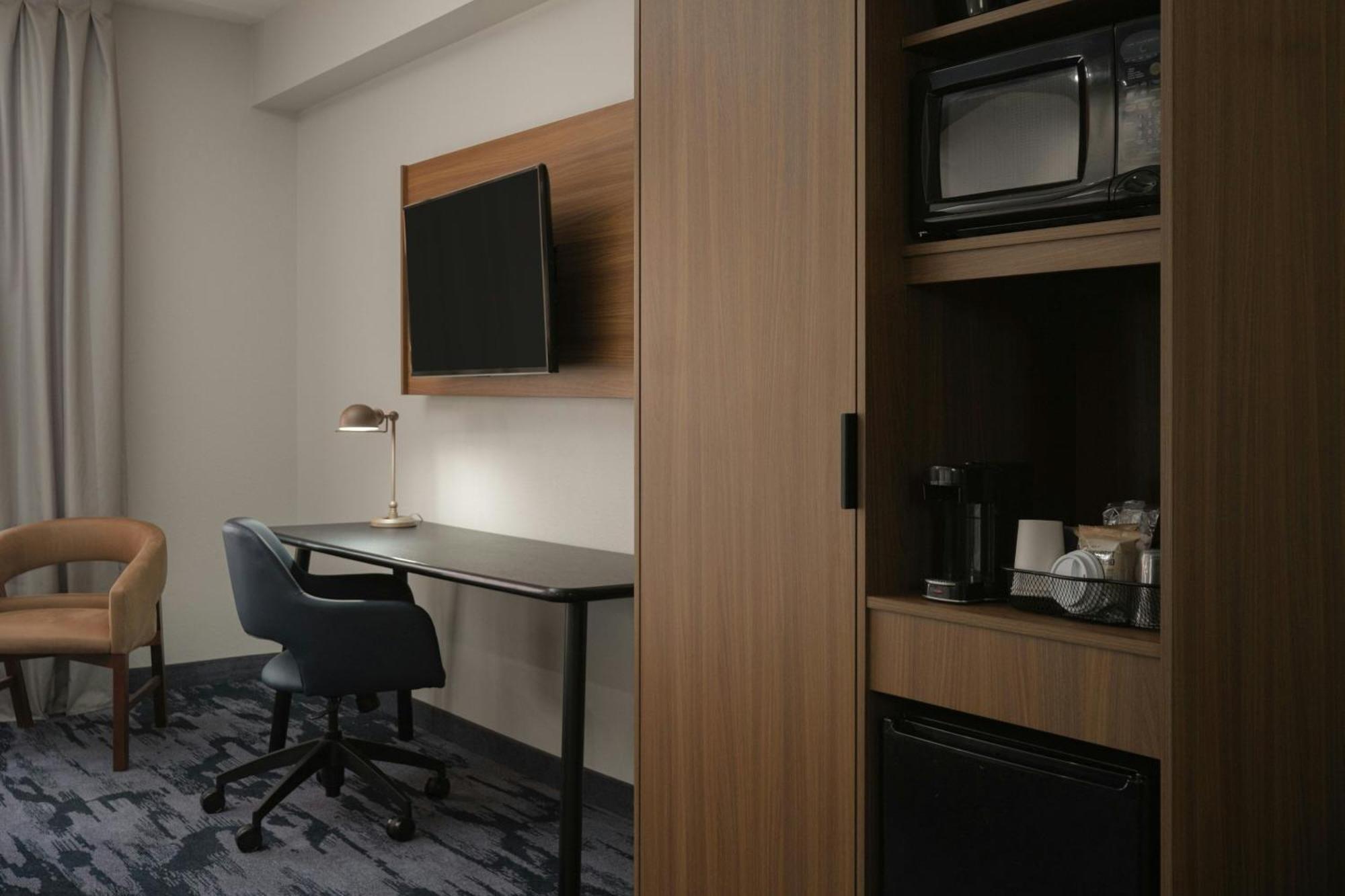 Fairfield Inn And Suites Cleveland Exteriér fotografie