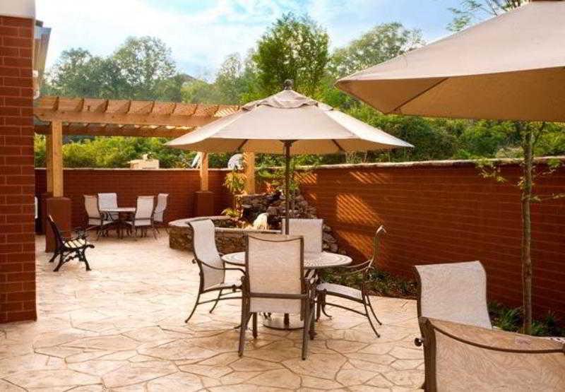 Fairfield Inn And Suites Cleveland Restaurace fotografie